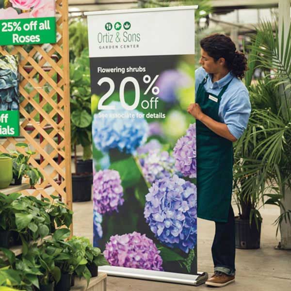 gardencenter_retractablebanners_600x600 Pull-Up Banner